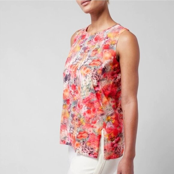 Athleta Refined Zephyr Womens Sleeveless Pink Floral Tank Top Side Slits Size XS - Picture 1 of 8